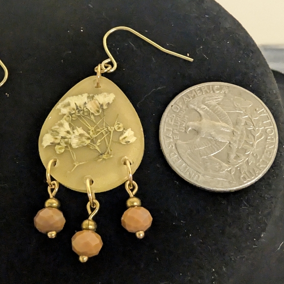 Coastal Cowgirl Earrings With Flowers On Earrings - Picture 2 of 4